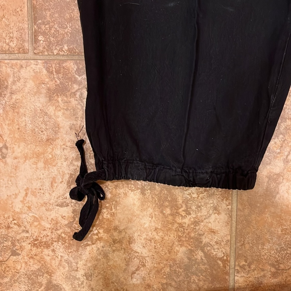 Erika Capri pants - Picture 2 of 4